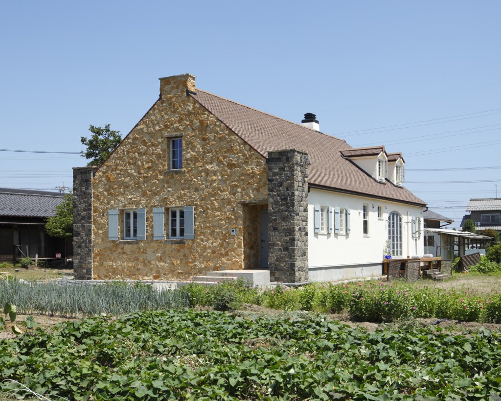 別の世界へきたような雰囲気を持つおうち｜La ferme RIVAGE